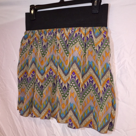 Banana Lemon Skirt Size Medium Nee with Tags - Picture 2 of 6